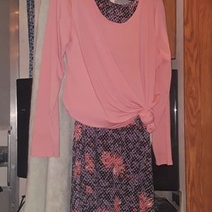 3XL Carly 🐰🐣🌺